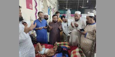 লক্ষ্মীপুরে গুলিবিদ্ধ আমিনার পাশে জামায়াত নেতা রেজাউল করিম