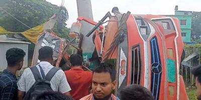 ফরিদপুরের বাস দুর্ঘটনায় আরও একজনের মৃত্যু