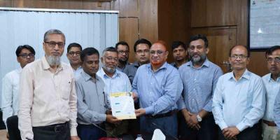 সিকৃবির গবেষণায় লিচু ও লাউয়ের নতুন পোকার জাত শনাক্ত
