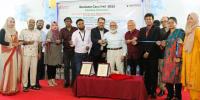 ব্যবসা শুধু লাভের নয় বিশ্বব্যাপী সংহতিরও বিষয়