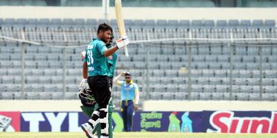 আনিসুলের শতকের পরও মোহামেডানের বোর্ডে ২৬৪