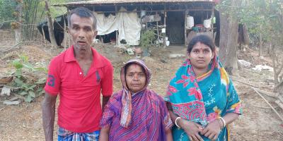 সাতকানিয়ায় দিনদুপুরে গরু লুট
