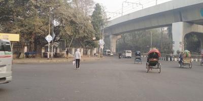 দূষিত বাতাসের শহরে ঢাকা আজ ১১তম