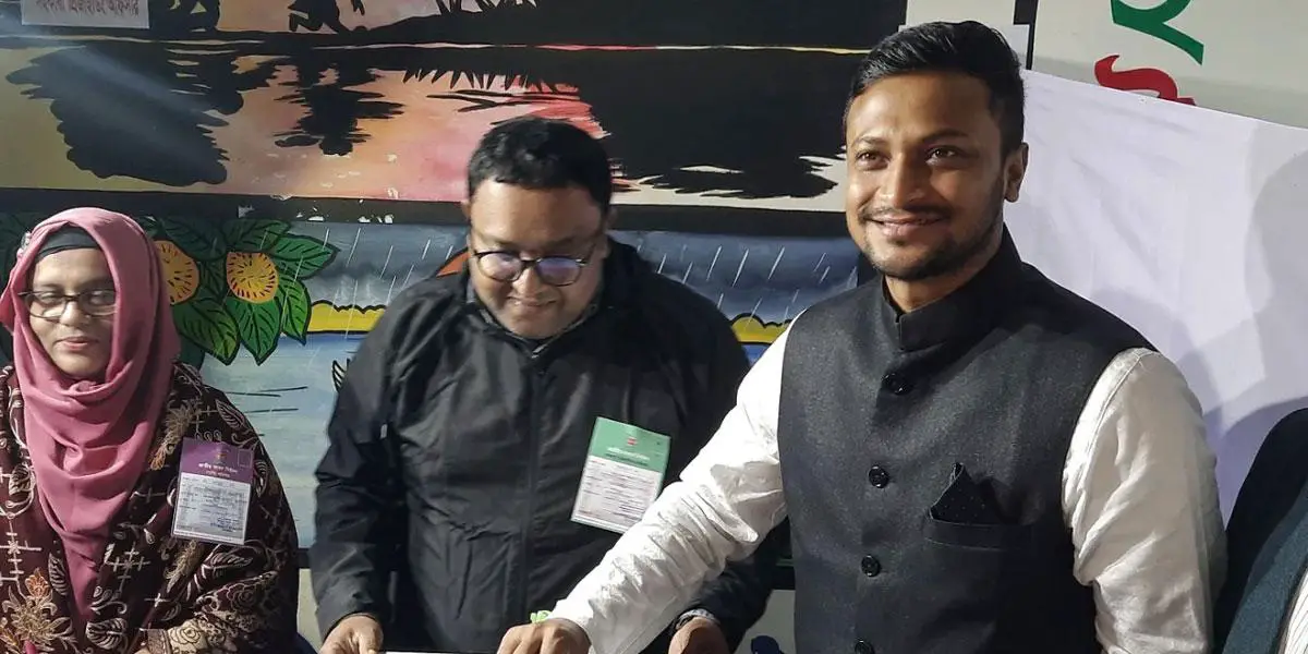 এখনও নির্বাচন করলে জেতার বিশ্বাস সাকিবের