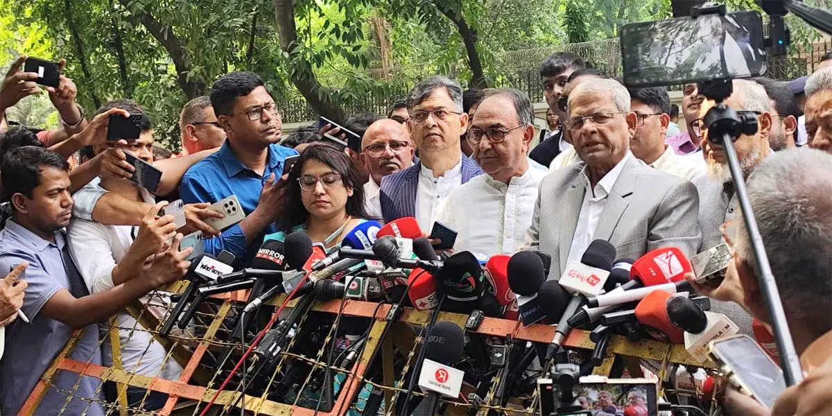প্রধান উপদেষ্টার নির্বাচনি বার্তায় সন্তুষ্ট নয় বিএনপি: মির্জা ফখরুল