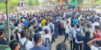 তেজগাঁওয়ে পলিটেকনিক শিক্ষার্থীদের সড়ক অবরোধ