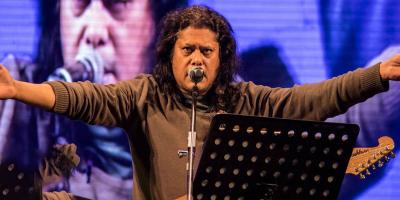 যুক্তরাষ্ট্রের ঐতিহাসিক কনসার্টে গান গাইবেন জেমস