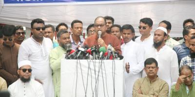 বিএনপিকে ঠেকানোর জন্য নির্বাচন এড়িয়ে যাওয়া হচ্ছে: দুদু