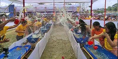 জলকেলি দিয়ে শেষ হলো বৈসাবির উচ্ছ্বাস