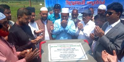 বাংলাবান্ধায় সবচেয়ে উঁচুতে উড়বে বাংলাদেশের পতাকা