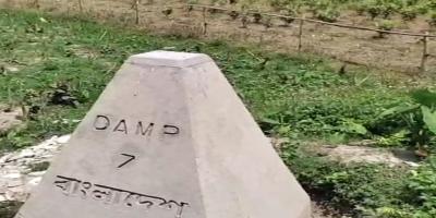 বিজিবির বাঁধায় বিএসএফের মাটি কাটা বন্ধ