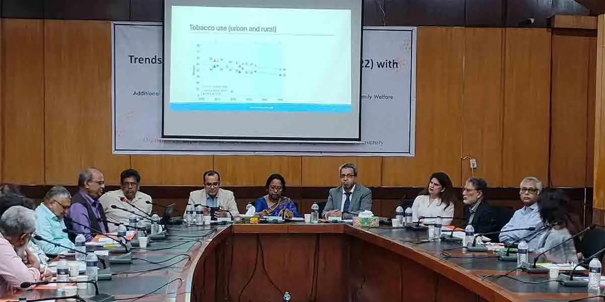 পুরুষদের মধ্যে তামাক ব্যবহার হ্রাসের হার নারীদের তুলনায় বেশি