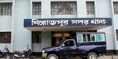 পিরোজপুরে ৫ লাখ টাকার চিংড়িপোনা ছিনতাই
