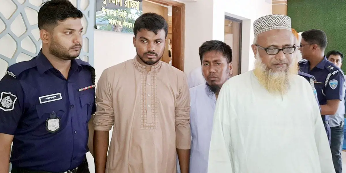 ফরিদগঞ্জে দাখিল পরীক্ষার প্রশ্ন ফাঁস, মাদ্রাসা সুপারসহ আটক ৩