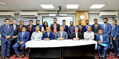 মিডল্যান্ড ব্যাংকের কর্মকর্তাদের ব্যাংকাস্যুরেন্স বিষয়ক প্রশিক্ষণ