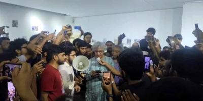 কুয়েটের ভিসি-প্রো-ভিসিকে অব্যাহতি, অনশন ভেঙে আনন্দ মিছিল
