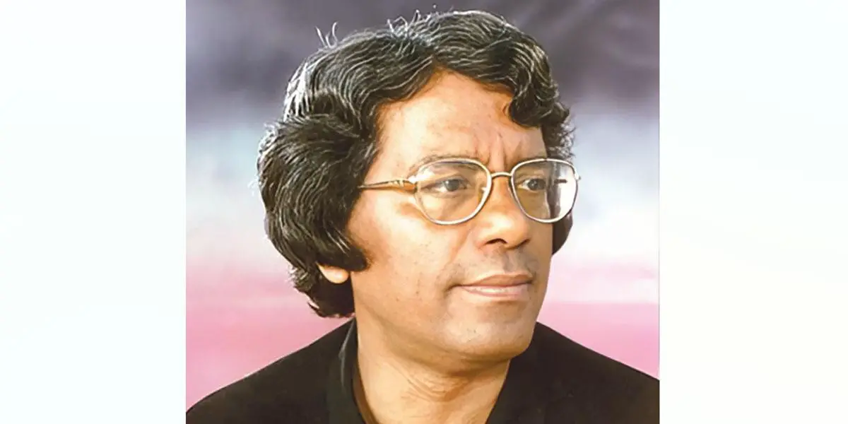 নিঃশব্দতা ভেঙে বেরিয়ে আসতে চায় ‘বাবা’ ডাকটি
