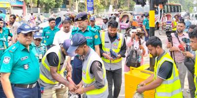 ঢাকার ৪ পয়েন্টে সিগন্যাল লাইট চালু হবে