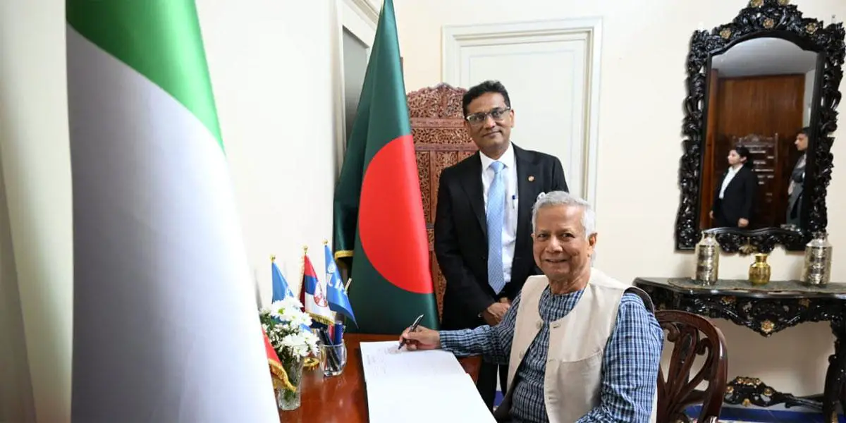 রোমে বাংলাদেশ হাউস পরিদর্শন প্রধান উপদেষ্টার
