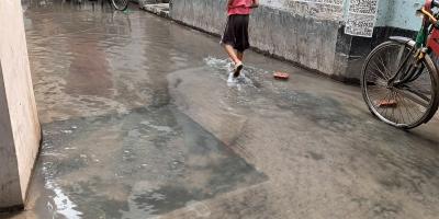 গ্রীষ্মেই মালিবাগ ডুবছে ময়লা পানিতে