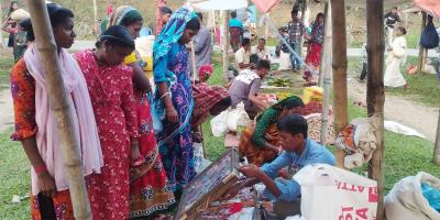 চা-শ্রমিকদের তলব বাজার