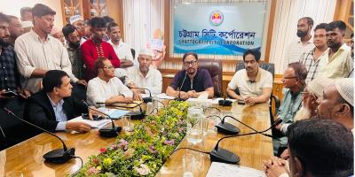 হকারদের শৃংখলায় আসতে হবে: মেয়র শাহাদাত