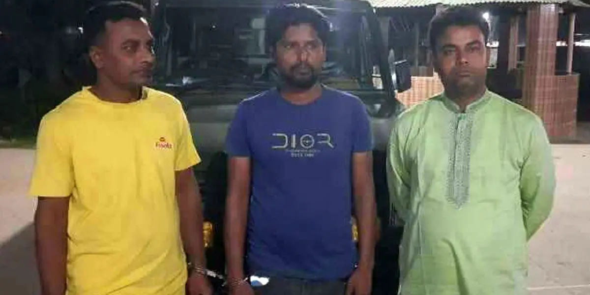 নাটোরে চাঁদাবাজির অভিযোগে বিএনপি নেতাসহ আটক ৩