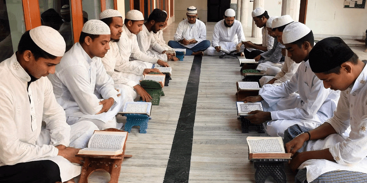 ভারতের হামলার আতঙ্কে কাশ্মীরের সব মাদ্রাসা বন্ধ