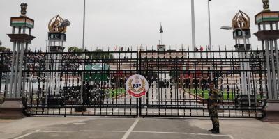 পাকিস্তান থেকে আমদানি-রপ্তানি নিষিদ্ধ করেছে ভারত