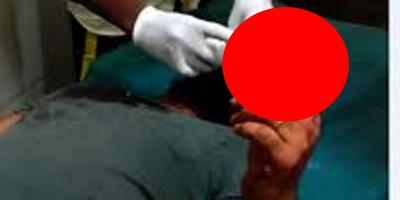 বাসা থেকে ডেকে নিয়ে স্বেচ্ছাসেবক লীগ নেতাকে কুপিয়ে জখম