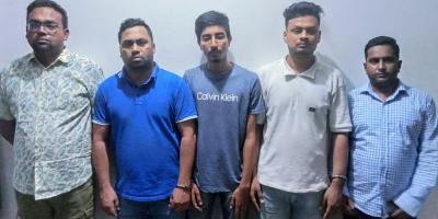 চিত্রশিল্পী মানবেন্দ্রের বাড়িতে অগ্নিকাণ্ডের ঘটনায় সাবেক মন্ত্রীর বাসা থেকে গ্রেপ্তার ৫