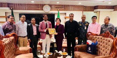 যুক্তরাষ্ট্র ও বাংলাদেশের মধ্যে বাণিজ্যিক ভারসাম্য প্রয়োজন: ট্রেসি