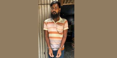 ট্রাকে চাঁদা তোলার অভিযোগে শ্রমিক দল নেতা আটক