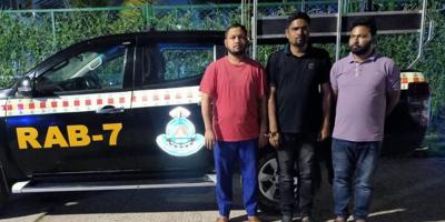 চট্টগ্রামে বিদেশি পিস্তলসহ গ্রেপ্তার ৩