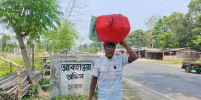 ‘রাস্তায় হাঁটার উপায় নেই, মনে হচ্ছে আগুনের মধ্যে দিয়ে হাঁটছি’