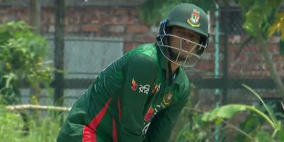 নাসুমের দৃঢ়তায় বাংলাদেশের লড়াকু পুঁজি