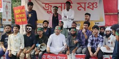 জুলাই আহতদের শাহবাগে অবস্থান, যান চলাচল বন্ধ