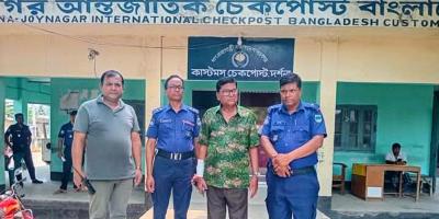 দর্শনা চেকপোস্ট থেকে সাবেক আ. লীগ নেতা গ্রেপ্তার