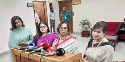 সংরক্ষিত নারী আসন ১০০ ও নির্বিঘ্নে ভোটে অংশ নেওয়ার দাবি ওয়েব নেতাদের