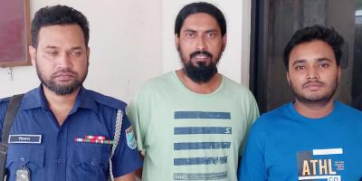 আইভীকে বহনকারী পুলিশের গাড়িতে হামলা, গ্রেপ্তার ৩