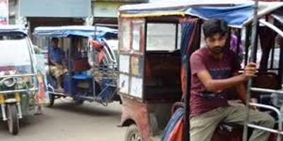 অবৈধ অটোরিকশার দখলে জয়পুরহাট শহর