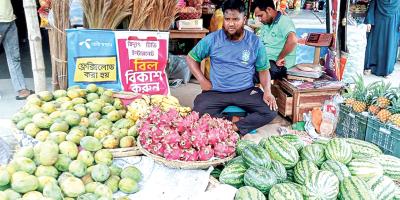ক্যালেন্ডার না মেনে রাজশাহীর বাজারে অপরিপক্ব আম