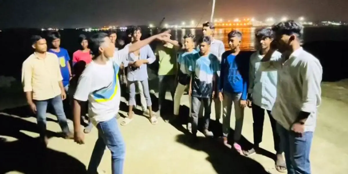 কর্ণফুলীতে নিষিদ্ধ ছাত্রলীগের ঝটিকা মিছিল, আটক ৩