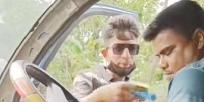 নাটোরে পুলিশ পরিচয়ে পৌনে ২ লাখ টাকা ছিনতাই