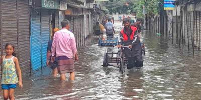 টানা বৃষ্টিতে সিলেট নগরীতে জলাবদ্ধতা