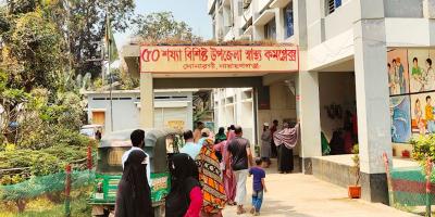 সোনারগাঁয়ে ক্লাস চলার সময় শ্বাসকষ্টে ১০ শিক্ষার্থী অসুস্থ
