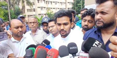ইশরাক ইস্যুতে আইন মন্ত্রণালয়ের মতামতের অপেক্ষায় উপদেষ্টা আসিফ