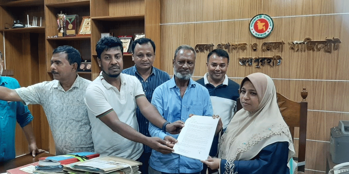 জয়পুরহাটে এলজিইডি প্রকৌশলীর বিরুদ্ধে অনিয়মের অভিযোগ