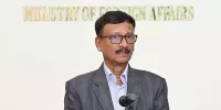 নিজ থেকে দায়িত্ব ছাড়বেন পররাষ্ট্রসচিব: তৌহিদ হোসেন