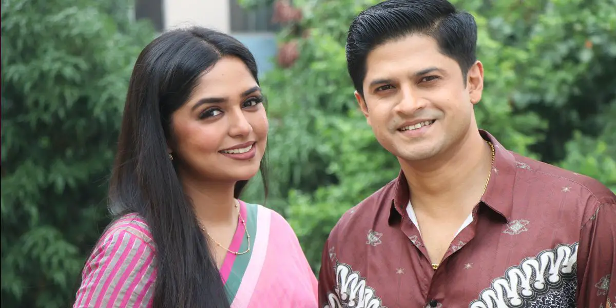 ‘কোটিপতি’ নিলয় ও হিমি